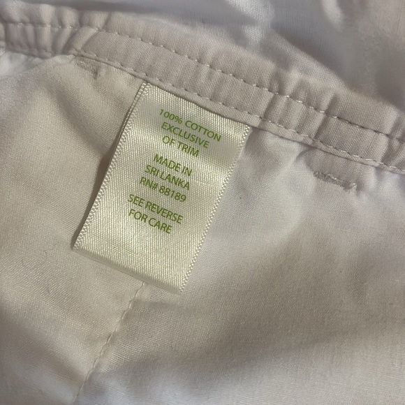 Lilly Pulitzer White Cotton Shorts. -women’s size 4 - great condition - Picture 4 of 5